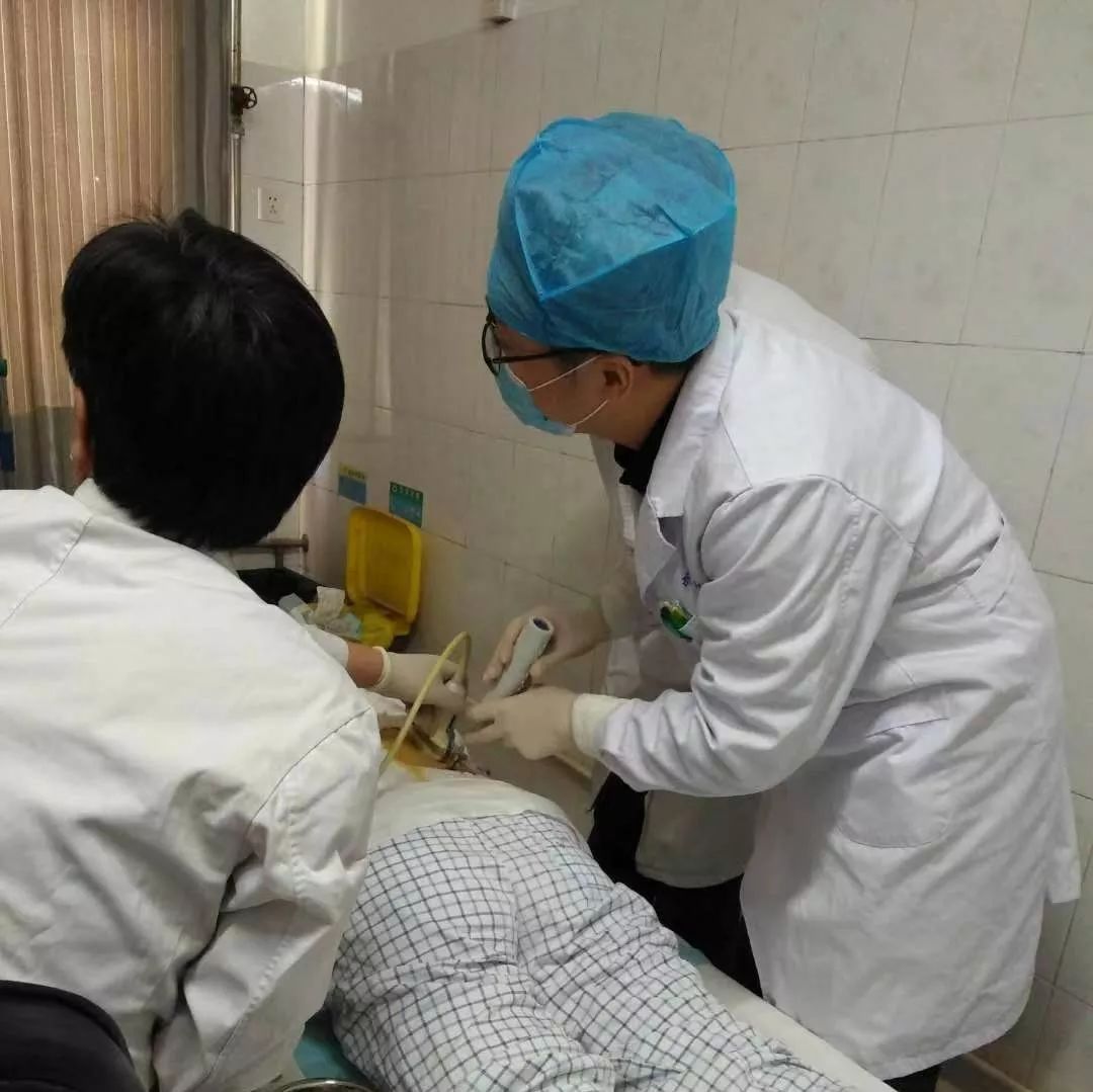 透析患者“生命线”的守护人,透析肾友保护好我们的生命线