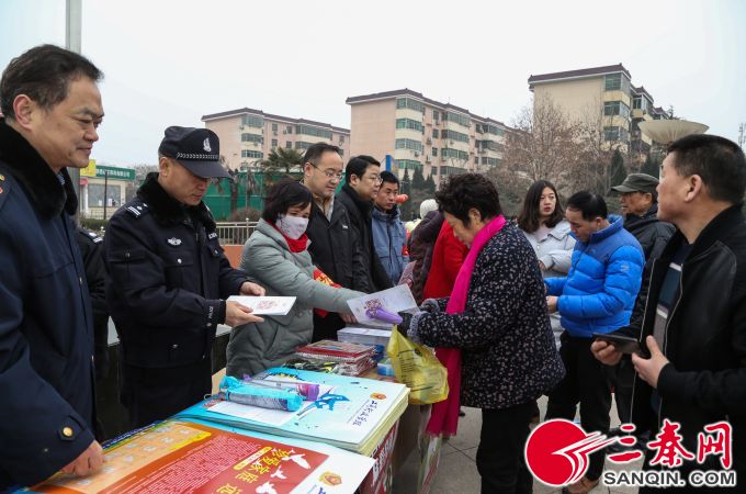 国际港务区扫黑除恶专项工作扎实推进宣传亮点纷呈