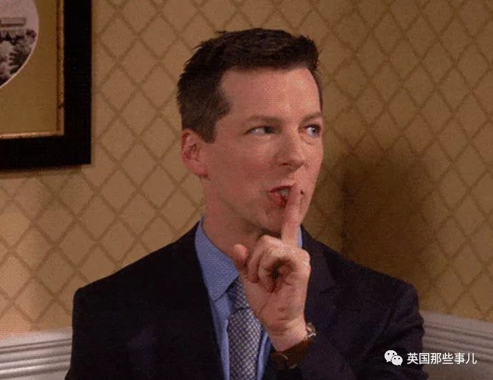 在游泳池里拉大便怎么处理,如果有人在游泳池里小便怎么办