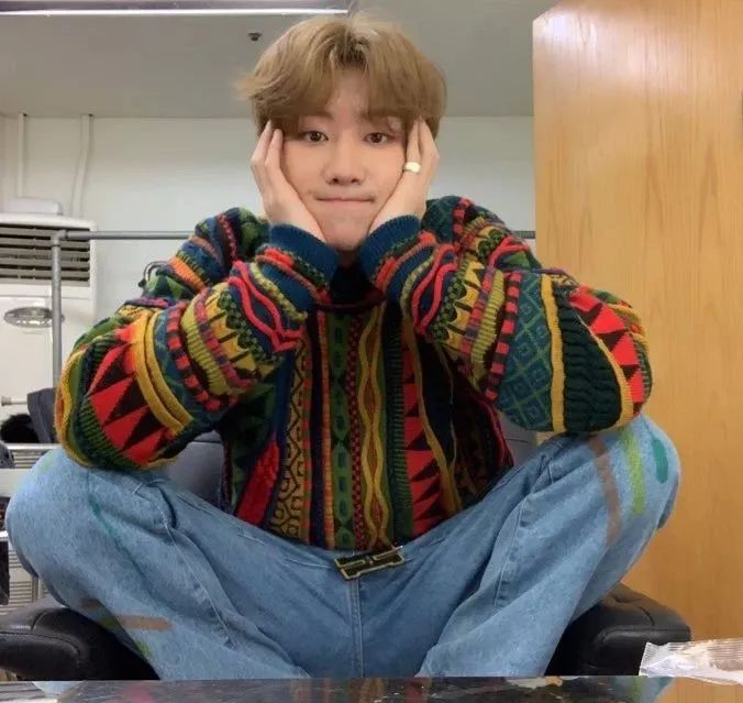 和田柾国金有谦是好友，97年的*明徐**浩参加《青春有你》终于被发现！