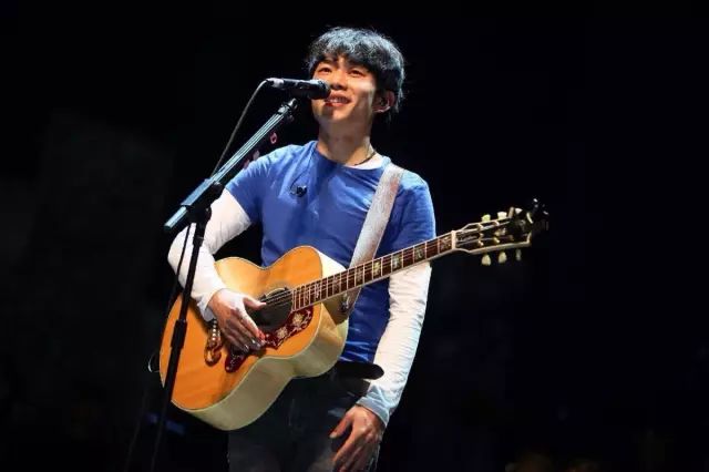 听一首民谣说一个故事,听一首民谣如同听一个故事