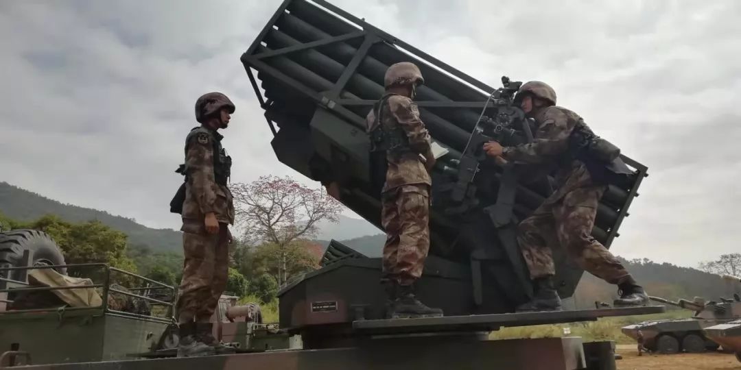 专业训练多久能做引体向上,专业训练一个月