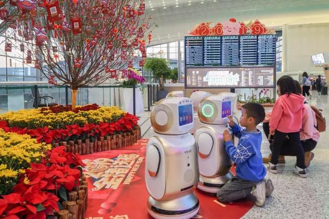 白云机场春运首日客流,白云机场十大服务举措助力春运