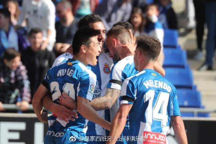 西语解说进球后连喊19个“武磊”，获评全场最高分