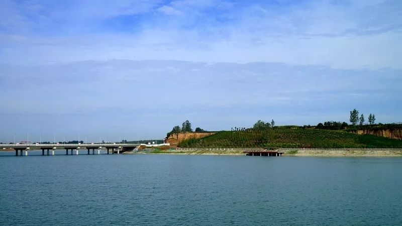 今日惊蛰！这条河已经悦动春的旋律～