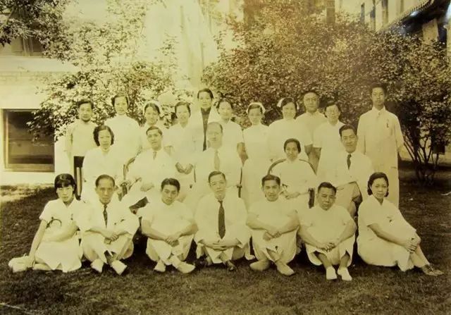 万婴之母林巧稚,万婴之母林巧稚图片