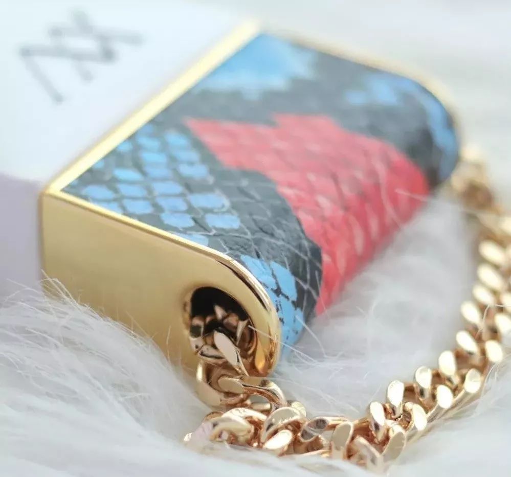 张柏芝同款防晒霜辨真假,明星黄圣依卖的防晒霜