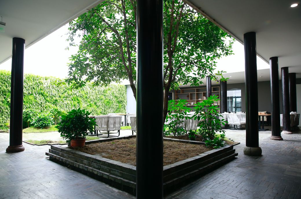 3月花期将至,人均200拿下隐居旗下成都地标旁酒店,一天5顿不重样!