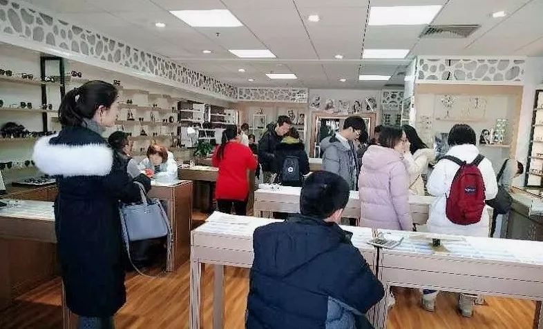 通州青少年近视矫正,近视镜通州