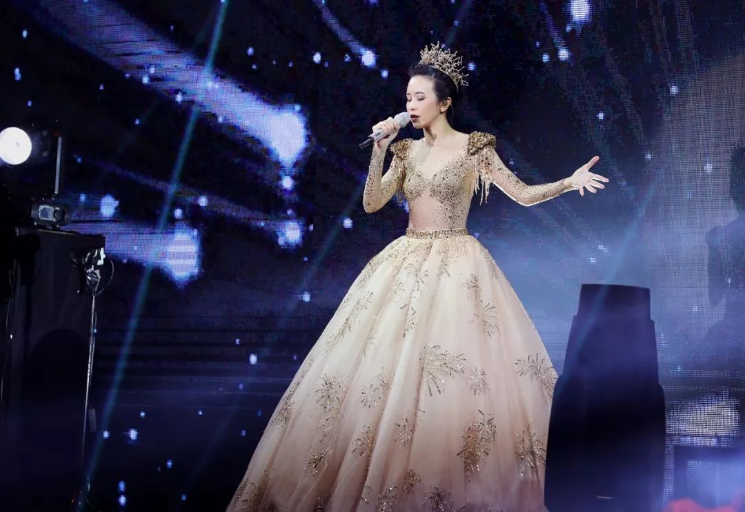 莫文蔚青岛演唱会视频,莫文蔚2019演唱会名场面