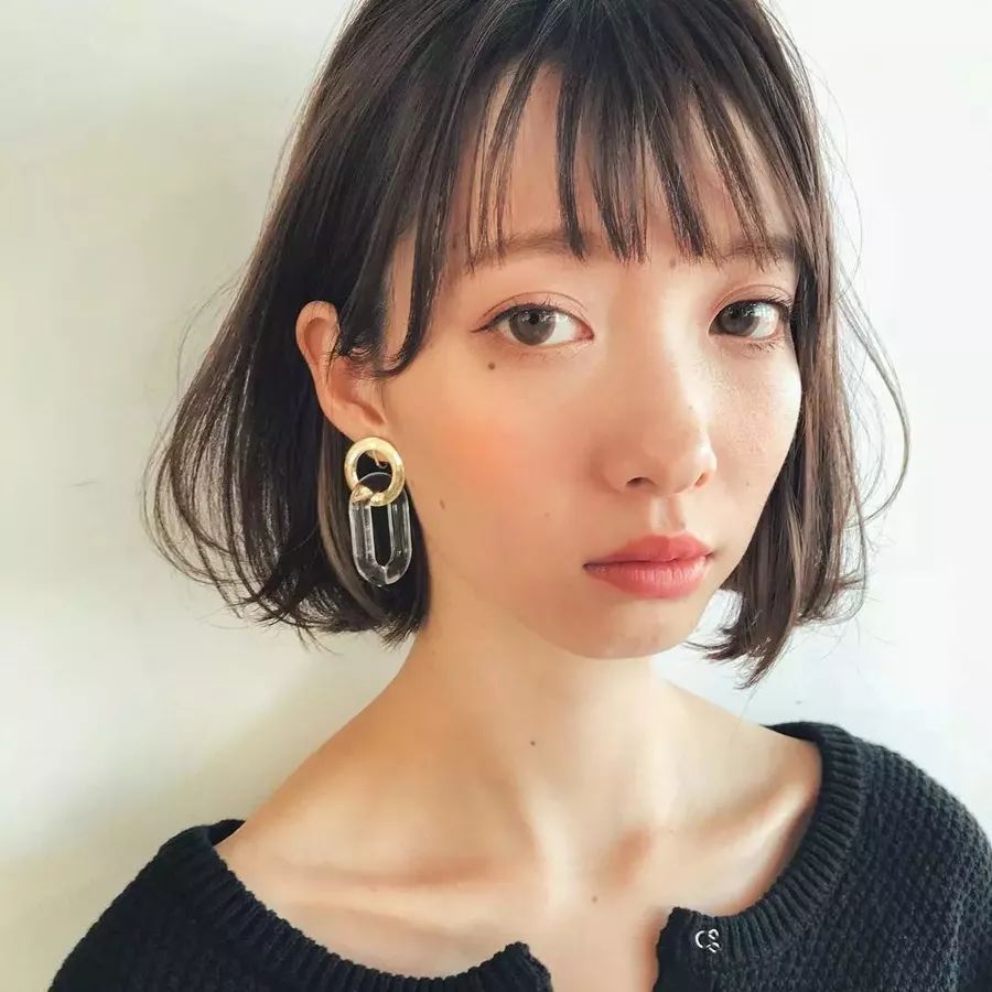 女明星剪短发后对比,女明星剪短发教程