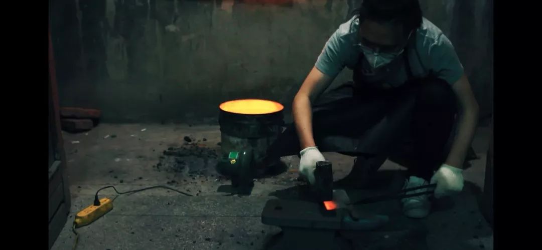 这大概是全世界最无聊的人了