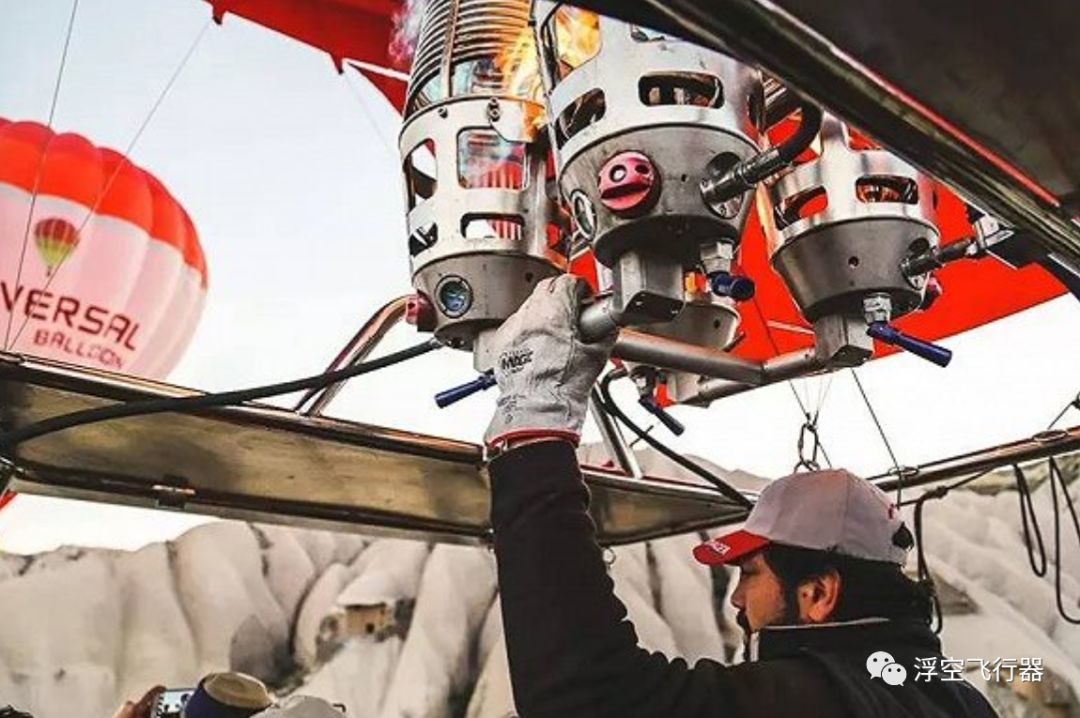 关于跳伞你想知道的事情,热气球都有什么样的