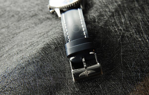 百年灵航空计时腕表,百年灵超级机械计时系列b01腕表