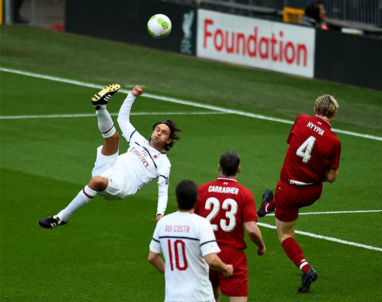 ac米兰大战外国球迷,ac米兰vs利物浦元老