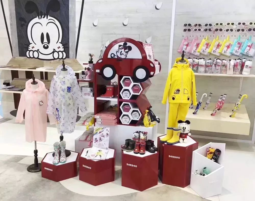 一件雨衣能穿多久,一件好衣服可以穿多少年