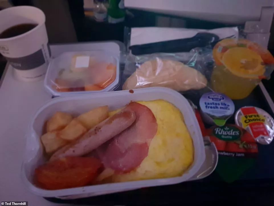 世界各国飞机头等舱对比,飞机的头等舱到底有多豪华