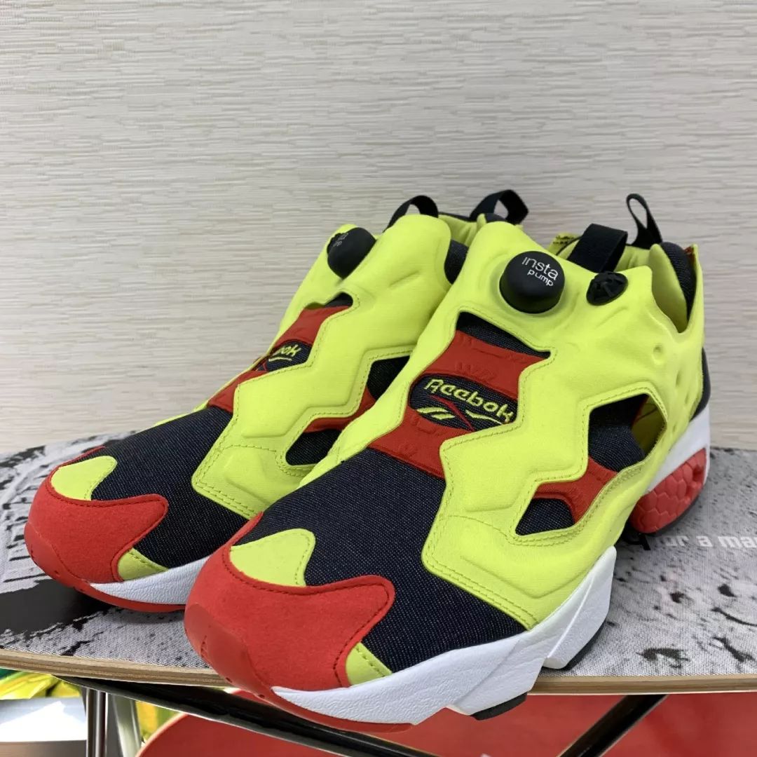 权志龙联名鞋带,成龙和权志龙同时上脚