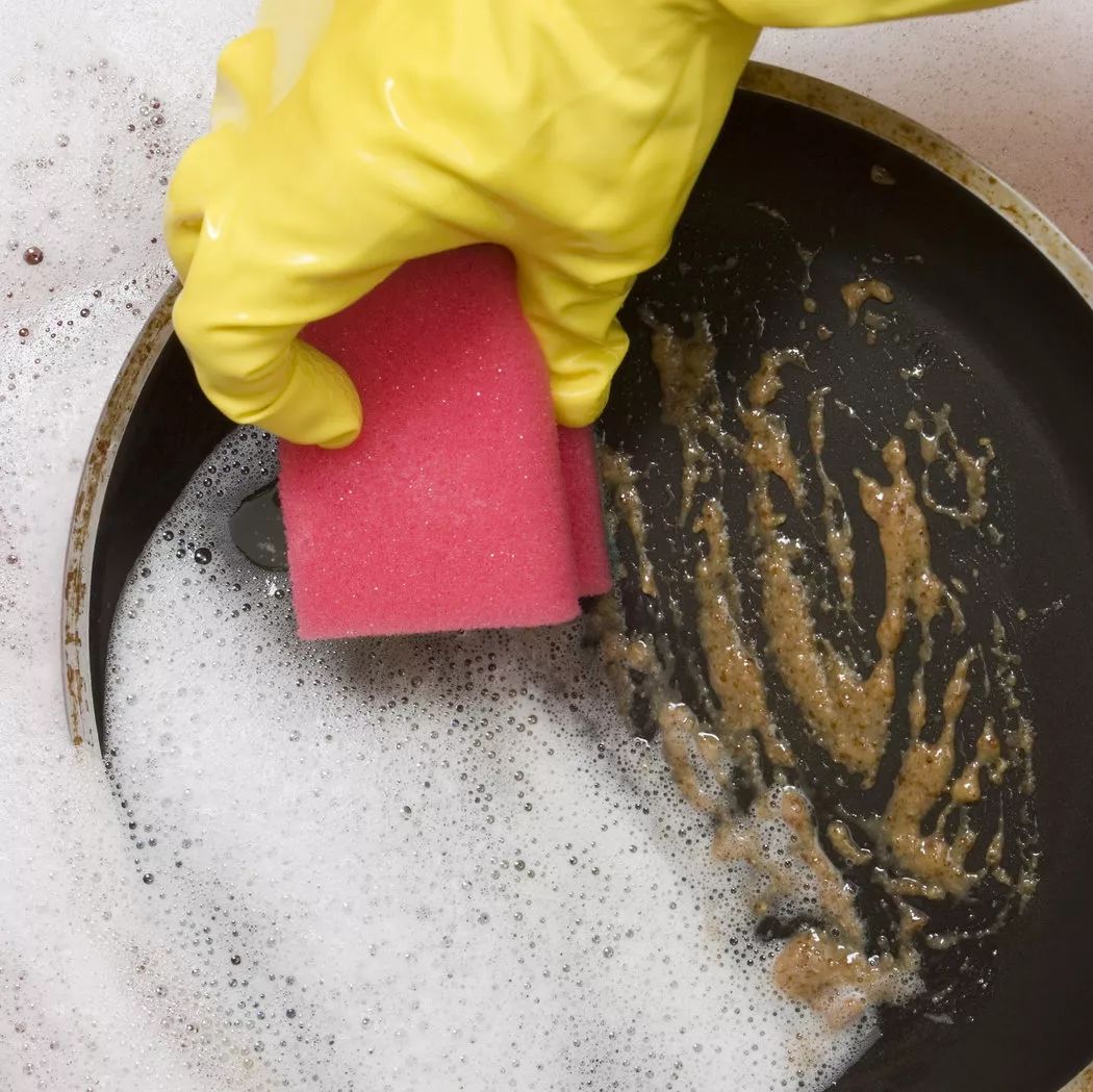 这9件事正在悄悄毁掉你的颈椎,这些习惯可能正在偷走你的健康