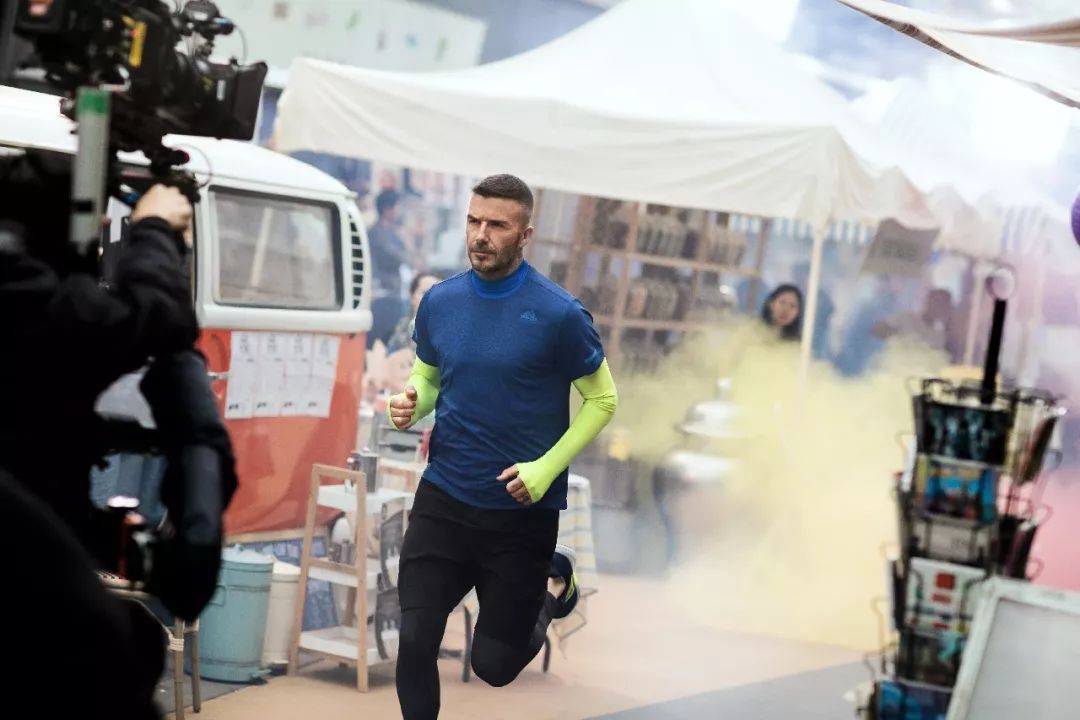 贝克汉姆最喜欢的两种球鞋,贝克汉姆新鞋