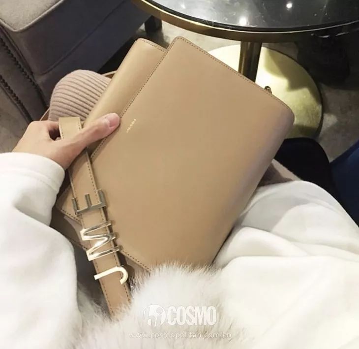 时髦办|戳破无良韩国代购谎言，心仪的爱豆同款一键下单～