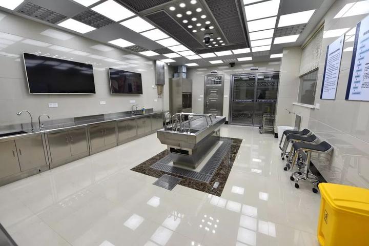 涨知识了！原来浙江首家智能化法医解剖室长这样