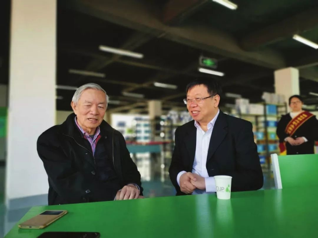 院士来学校,院士来上课感想