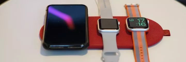 airpods2无线充电盒和普通的区别,airpods2可以无线充电吗