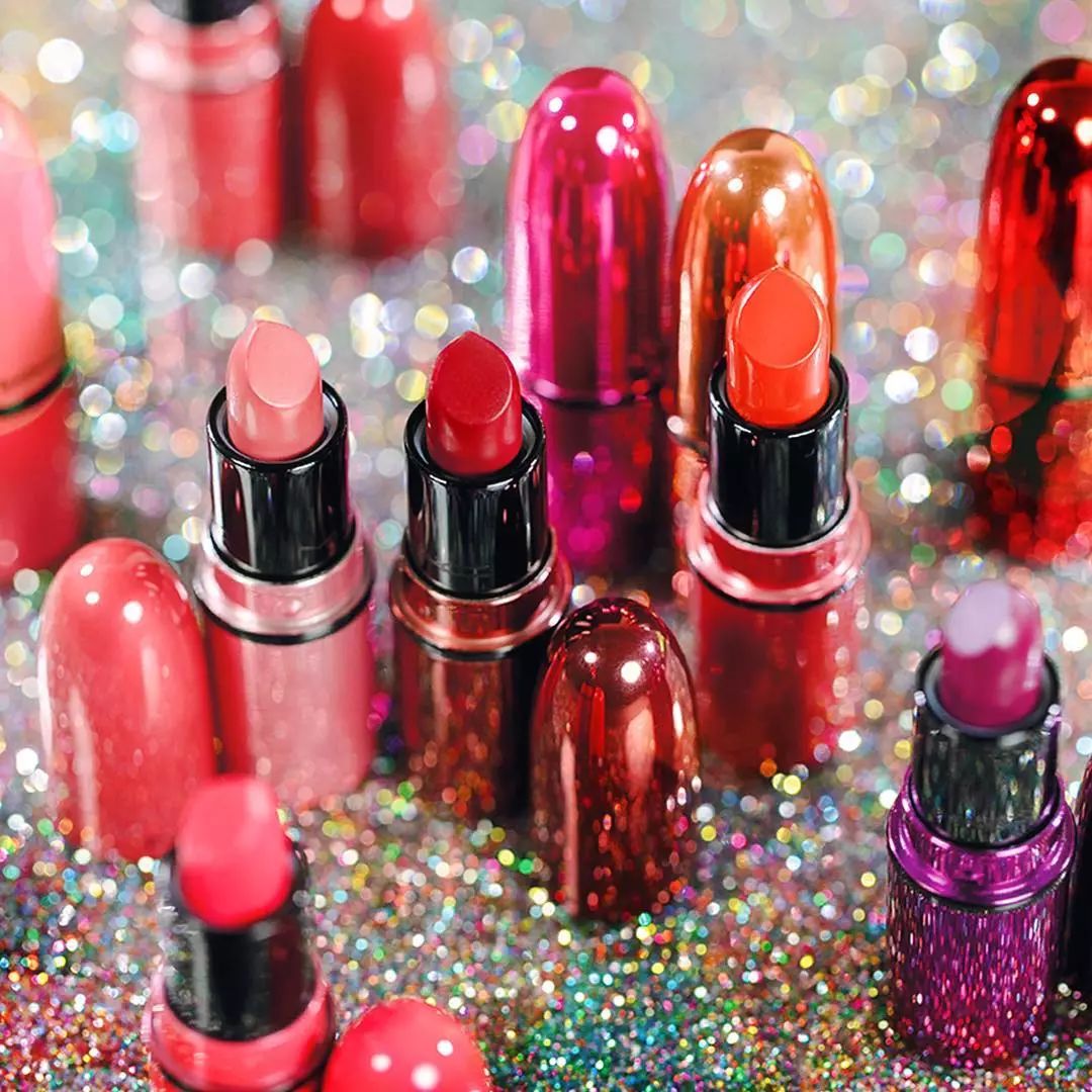 如何买平价口红用出大牌效果,如何用廉价的口红