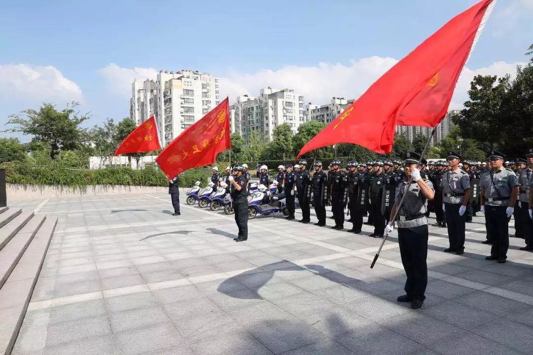 他山之石|“放管服”有温度有速度！盐城警方巧做“运算题”，努力让群众得实惠