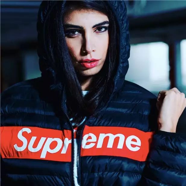 模仿国潮鼻祖supreme,supreme山寨事件打了几年官司