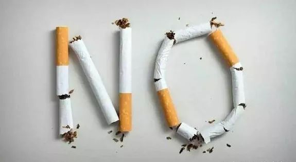 健康随烟而逝病痛伴烟而生,健康随缘而逝病痛伴烟而生