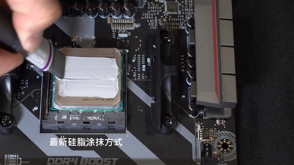 酷冷至尊发布Mastergel硅脂：人性化扁平喷嘴轻松抹匀