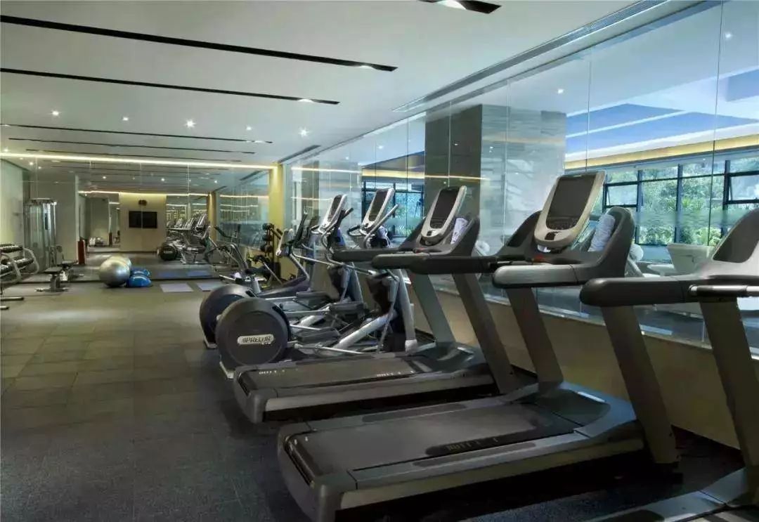 入住东南亚风情酒店！双人自助早餐+逸咖双人套餐！最低只要…