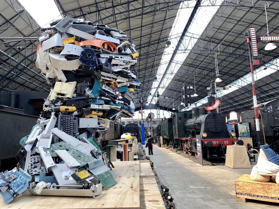 米兰街头暗访竟有井柏然,结果意外:购物车空了