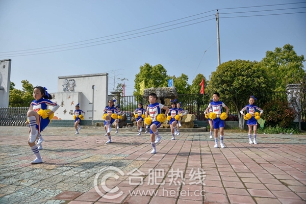 爱·相伴·未来合肥宝利丰宝马“BMW童悦之家”落成典礼暨快乐足球队成立仪式合肥站圆满落幕