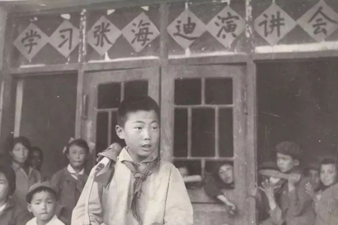 五四运动团结起来振兴中华,纪念五四运动100周年的讲话