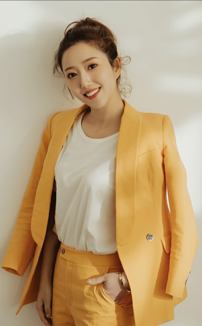 点开！你将获得都市频道名嘴联系方式！