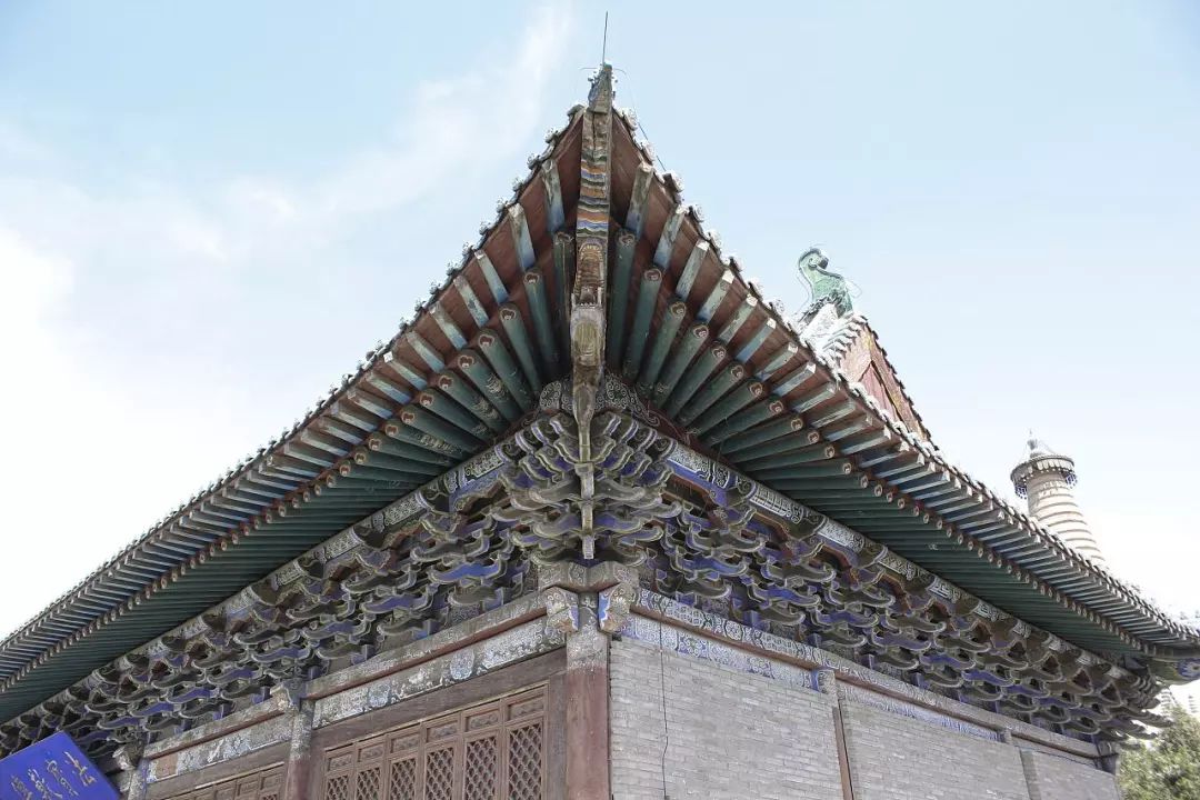 缇庢枃瀵掑北瀵虹殑閽熷０,鍗庝附瀵哄簷缇庢枃