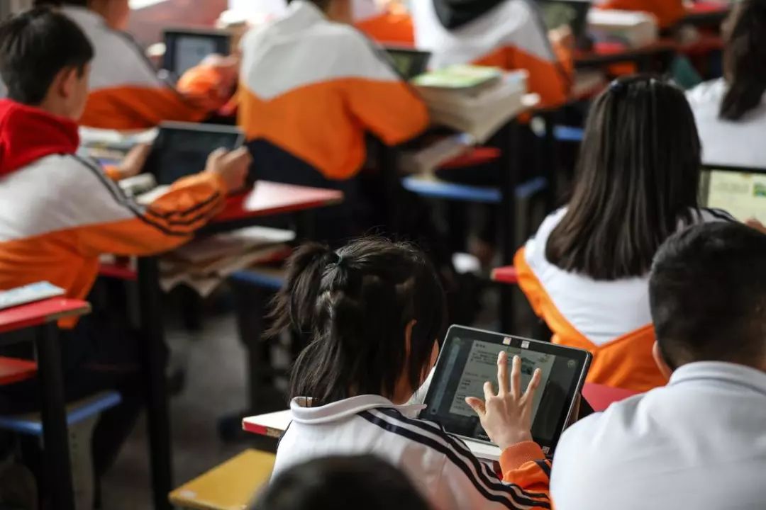 兴义市思源实验学校教学质量,兴义思源实验学校培训班