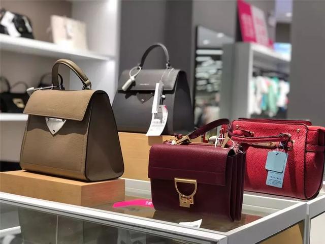 唯品会电商三巨头,唯品会的衰落趋势