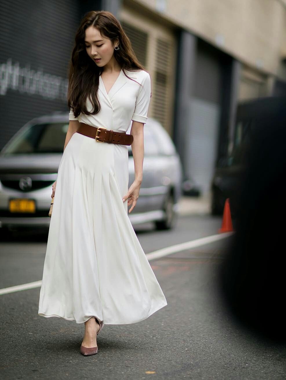 吴宣仪穿深v长裙,吴宣仪深v长裙