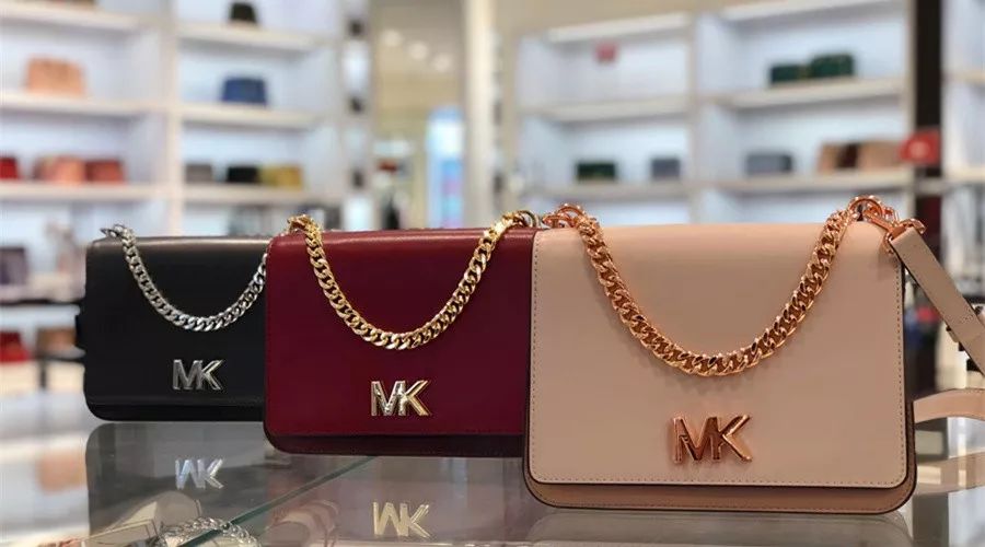 小CK包包99元/Coach3.5折起/更有戴森卷发棒免费送！下沙奥特莱斯轻奢美人纪就要购美丽！