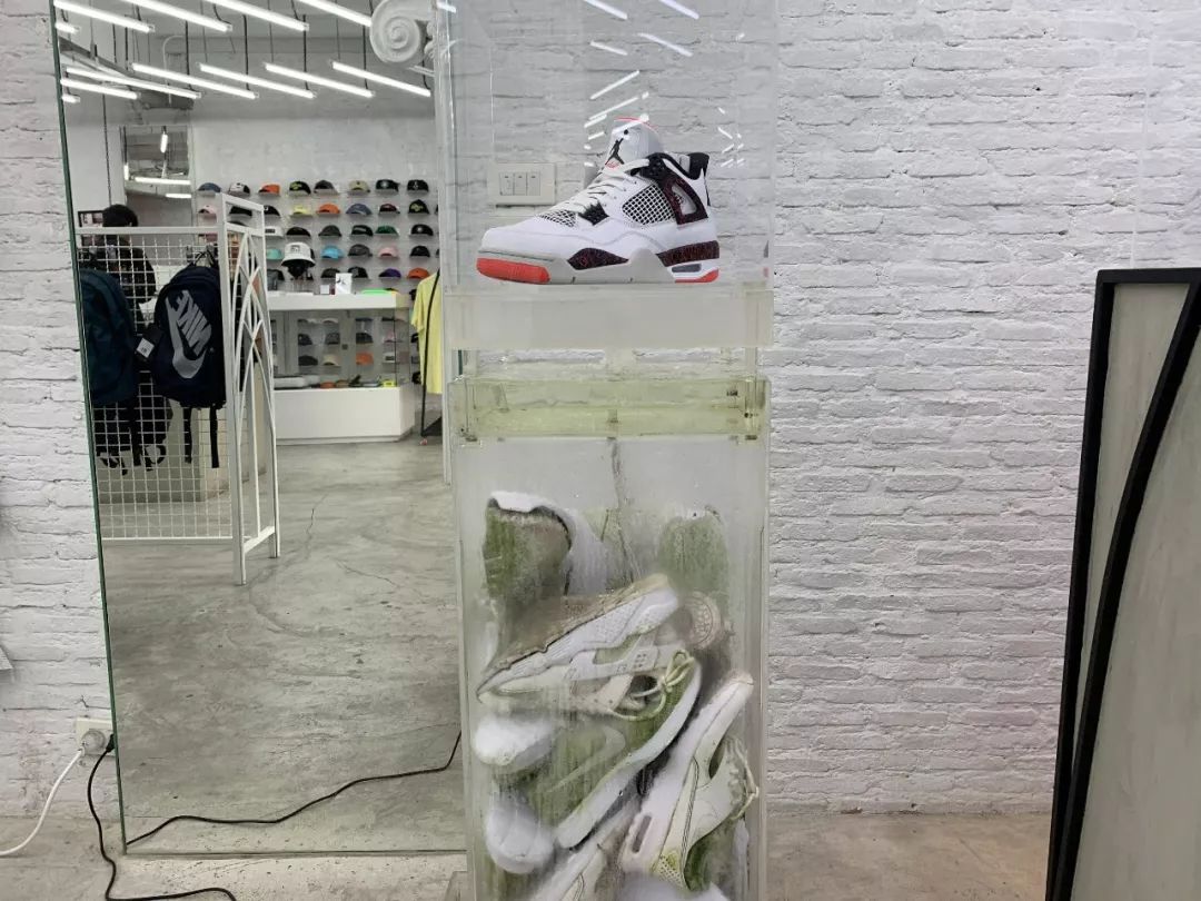 曼谷球鞋图片大全,泰国曼谷球鞋实体店