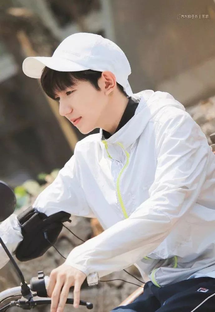 因为偶像变优秀,偶像的力量是让人变得更好