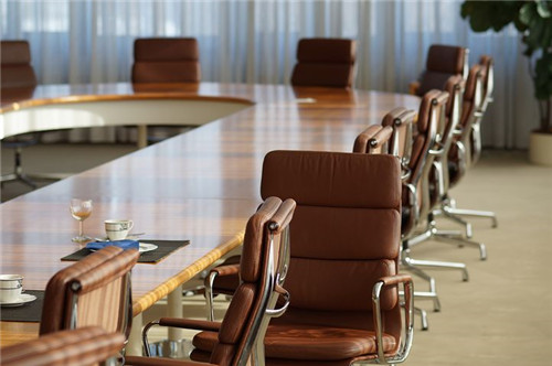 眼睛变红了，是眼表出血、眼底出血还是红眼病？千万别弄错了