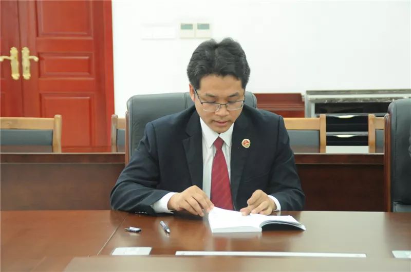 【基层动态】新密：＂服务大局我们干什么、怎么干＂大讨论活动