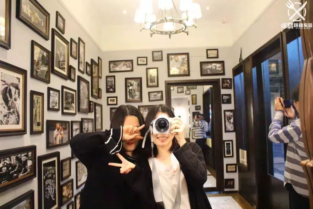 隐藏的威士忌酒柜,隐藏很深的酒