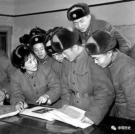 历史上南京路上的好八连,为什么叫南京路上好八连