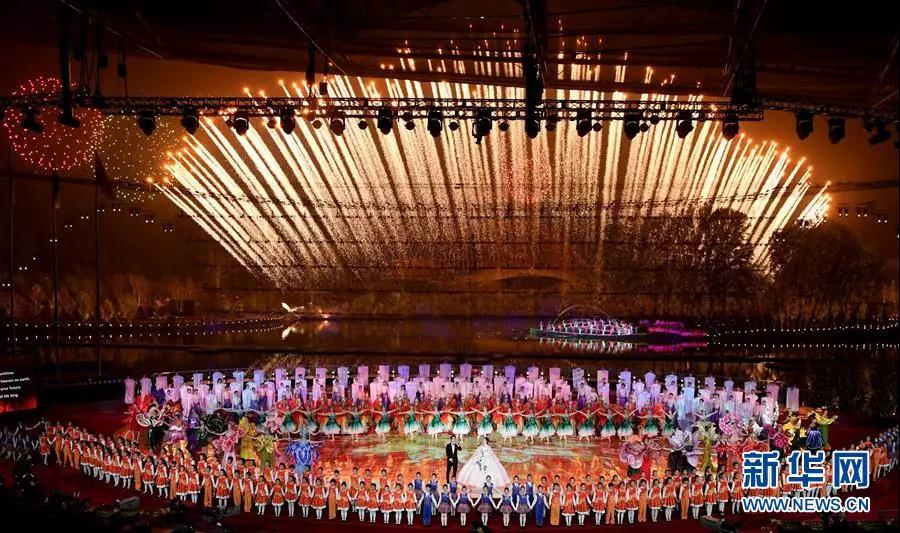 总书记来到世园会黑龙江馆，“花仙子”导游推介龙江园艺特色！